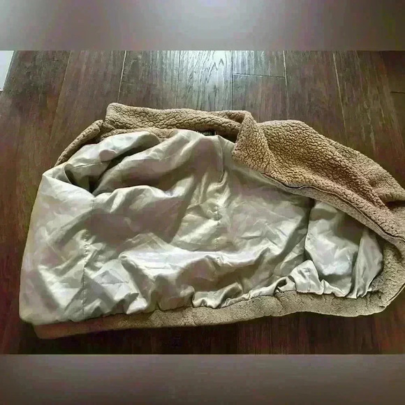 LandShire Tan Sherpa - Picture 4 of 4